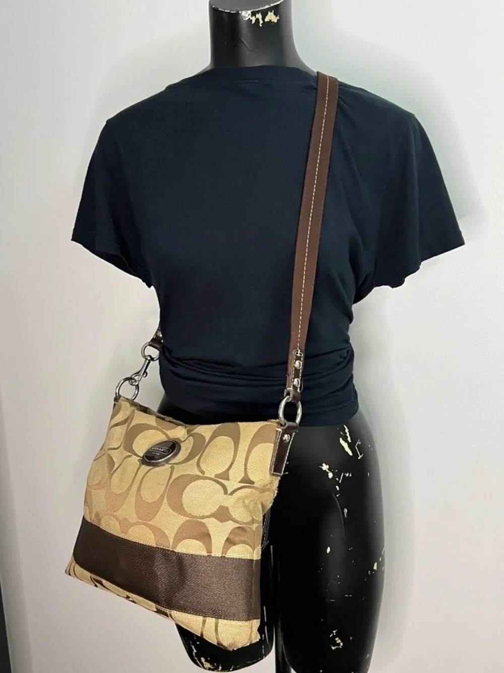 Coach Signature Khaki & Brown Crossbody Bag With Adjustable Strap & Zip Closure